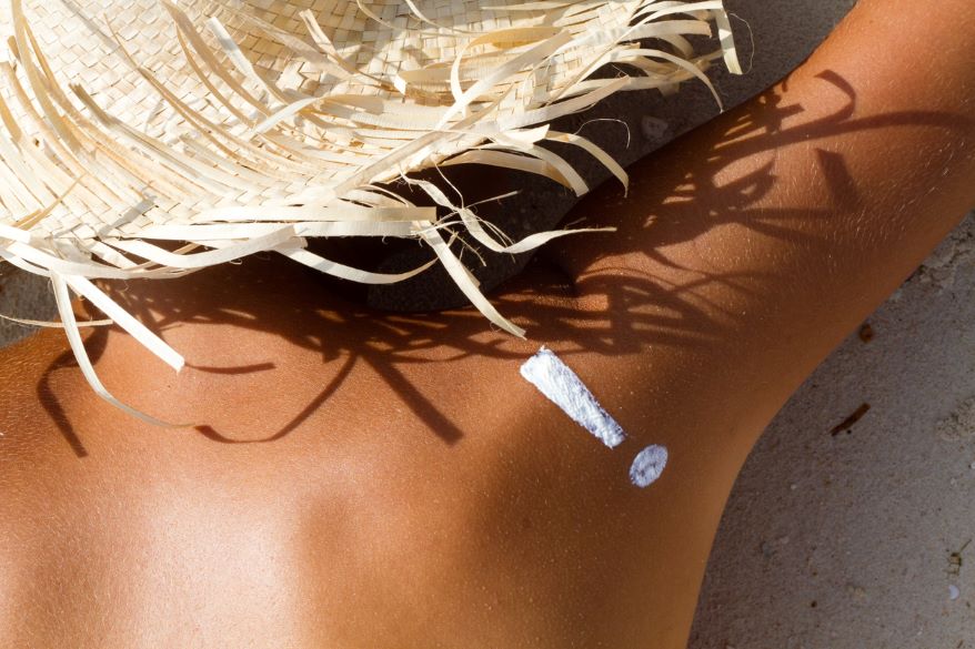 dermatologikos-elegchos-meta-tis-kalokairines-diakopes.jpg